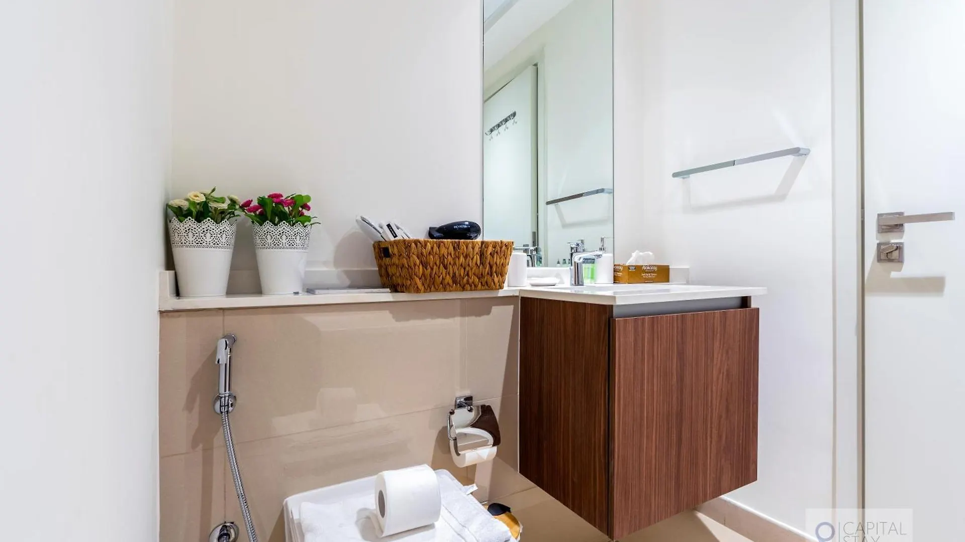 Capital Stay - Studio Apt In Al Zahia Sharjah