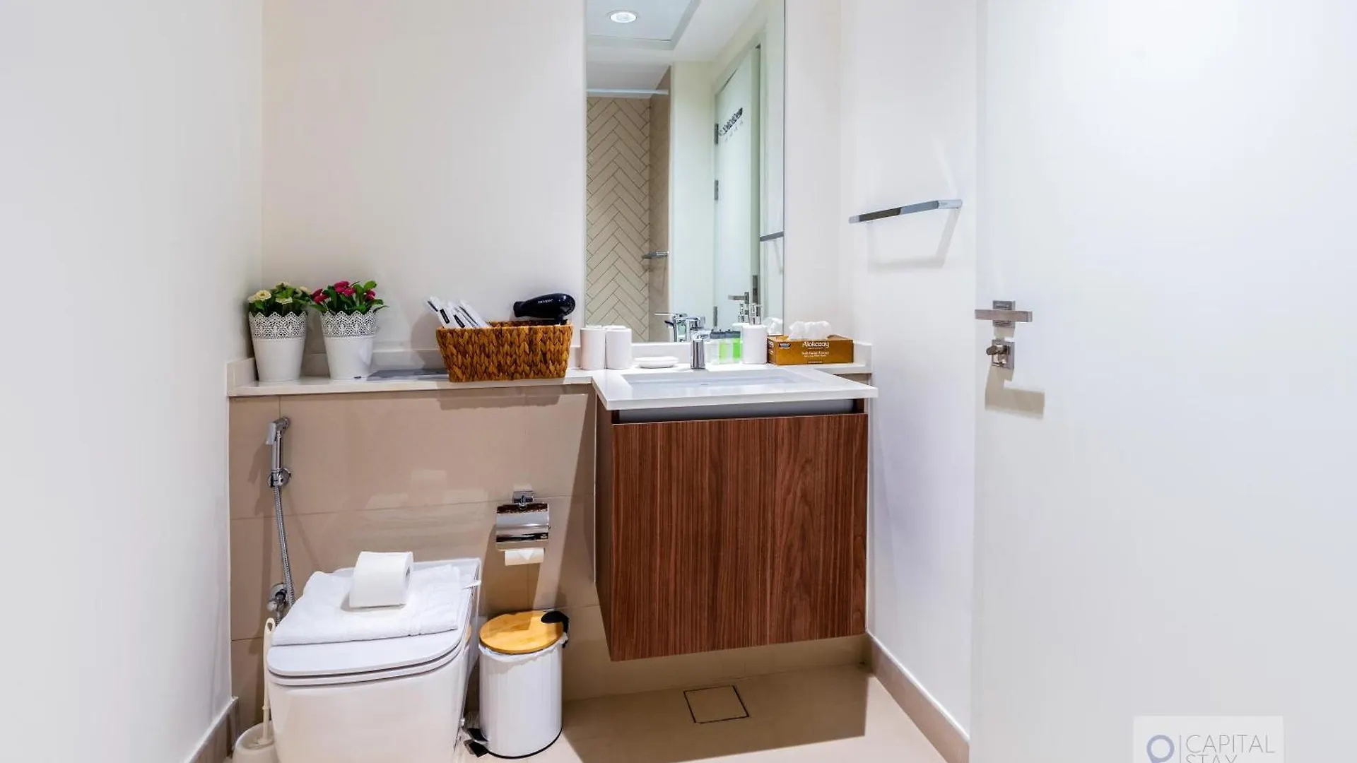 Capital Stay - Studio Apt In Al Zahia Sharjah United Arab Emirates